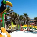 Zecamping 4 Etoiles Chiens Acceptes Piscine Chauffee Et Toboggans 캠프장 포르티하뉴