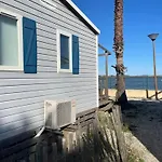 Zecamping 4 Etoiles Chiens Acceptes Piscine Chauffee Et Toboggans 캠프장 4*