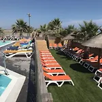 Zecamping 4 Etoiles Chiens Acceptes Piscine Chauffee Et Toboggans 캠프장 포르티하뉴