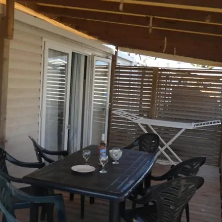 Zecamping 4 Etoiles Chiens Acceptes Piscine Chauffee Et Toboggans Campingplads Portiragnes